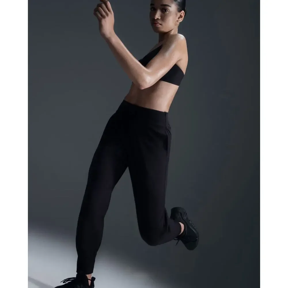 Nike Dri-FIT Bliss 7/8 Joggers Women’s Size M Black Mid-Rise DV9453-010 NWT